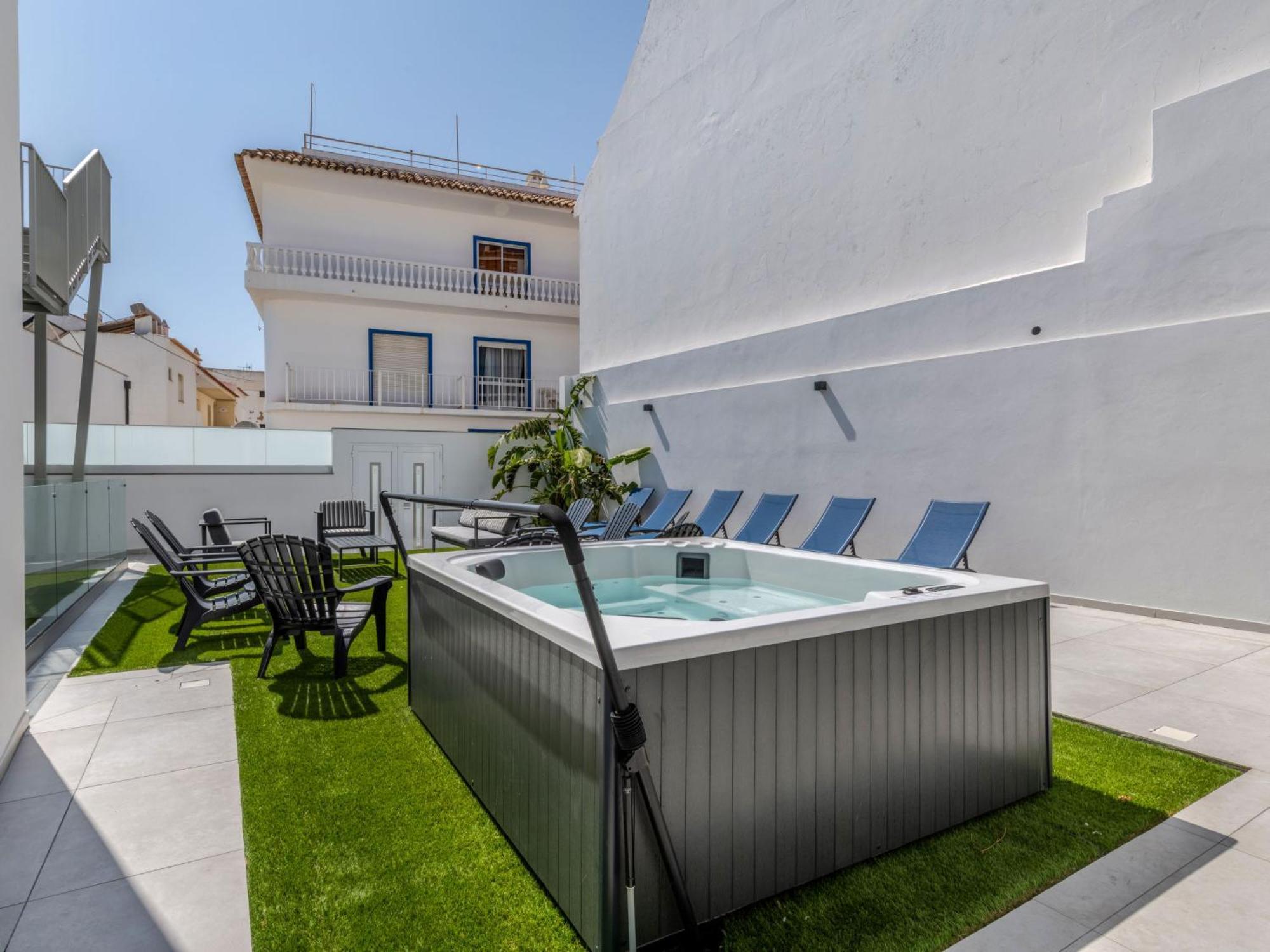 Nanoush By Interhome